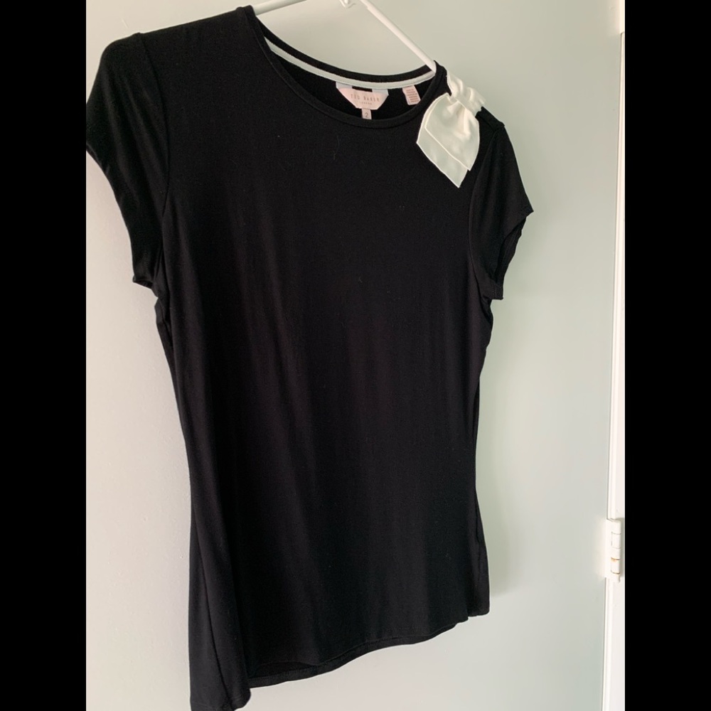 Ted Baker Tee black size 2 us size 4-6